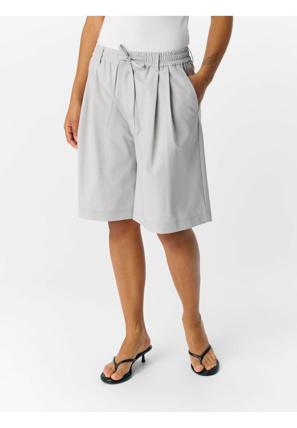 Шорты BERMUDA Object, серый
Шорты BERMUDA Object, серый