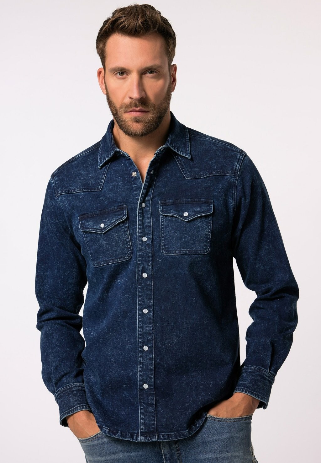 Рубашка LANGARM KENTKRAGEN MODERN BASIC FIT JP1880, темно-синий деним
Рубашка LANGARM KENTKRAGEN MODERN BASIC FIT JP1880, темно-синий деним