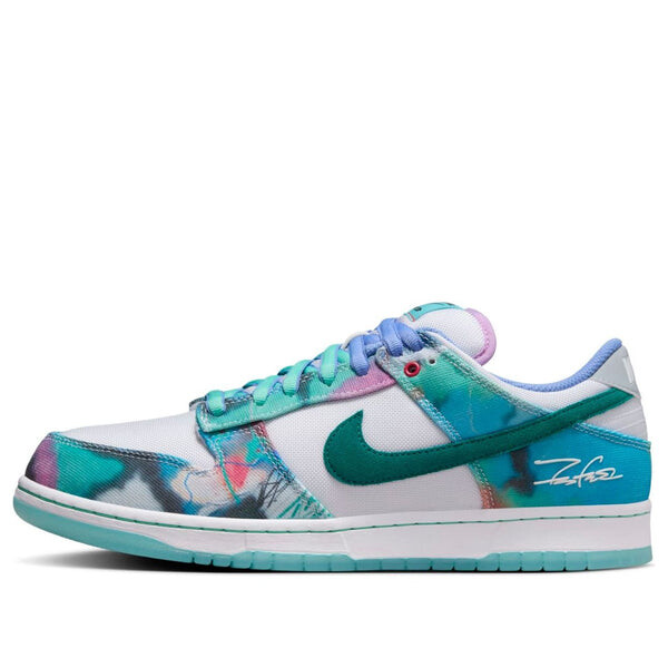 Кроссовки x futura laboratory sb dunk low Nike, синий
Кроссовки x futura laboratory sb dunk low Nike, синий
