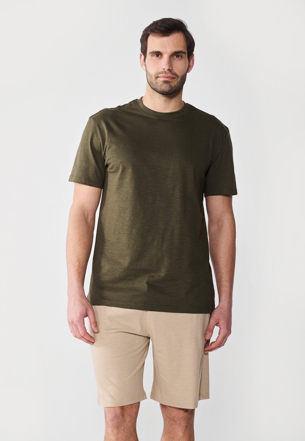 Пижамный комплект SET - Pyjamas Pier One, оливковый
Пижамный комплект SET - Pyjamas Pier One, оливковый