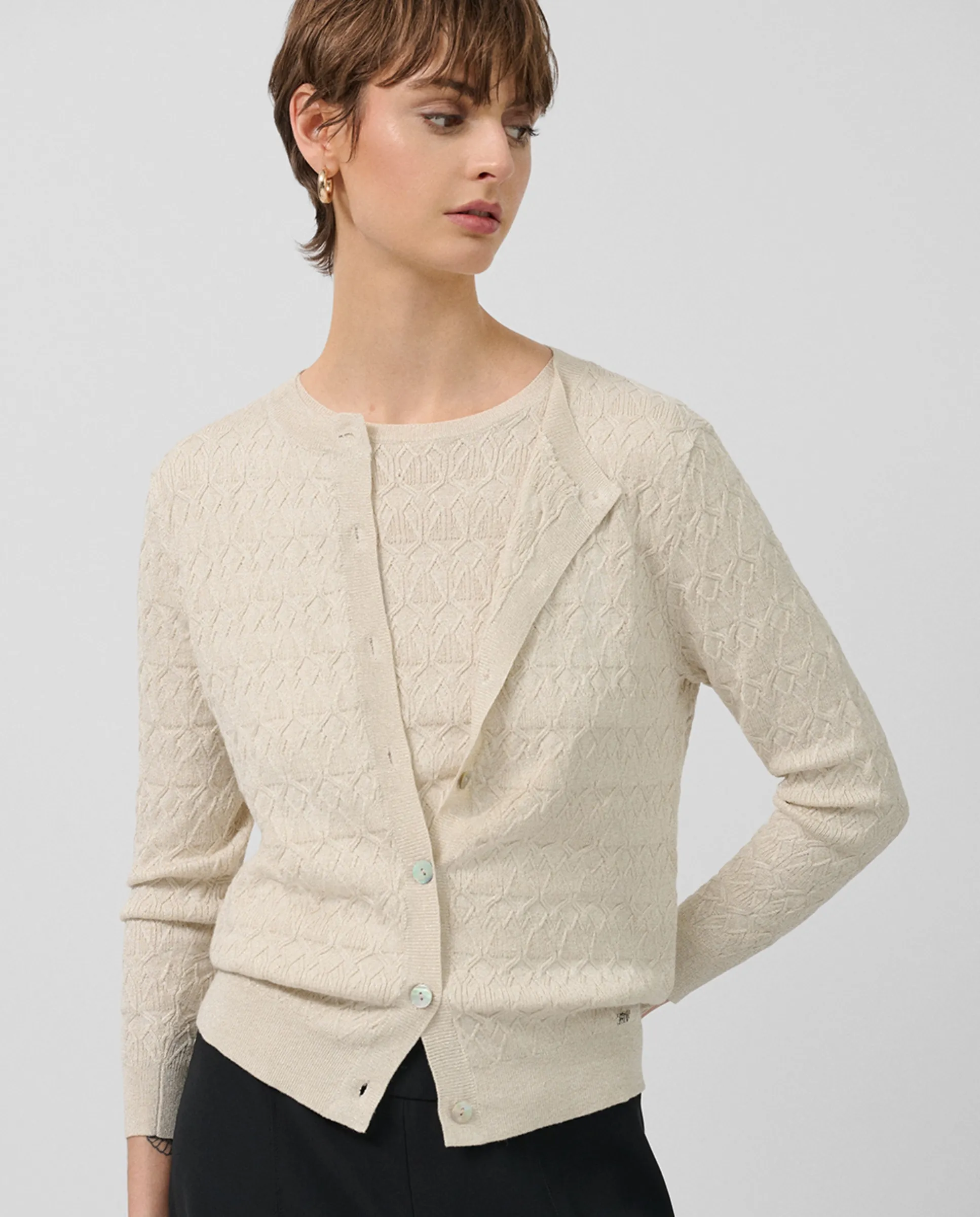 Женская куртка из тонкой шерсти Roberto Verino, пастельно-розовый 
Женская куртка из тонкой шерсти Roberto Verino, пастельно-розовый