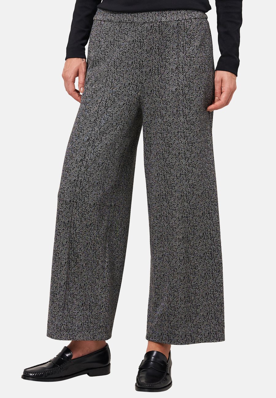 Брюки zero WEITES 26 INCH, Blackcream/Grey
Брюки zero WEITES 26 INCH, Blackcream/Grey