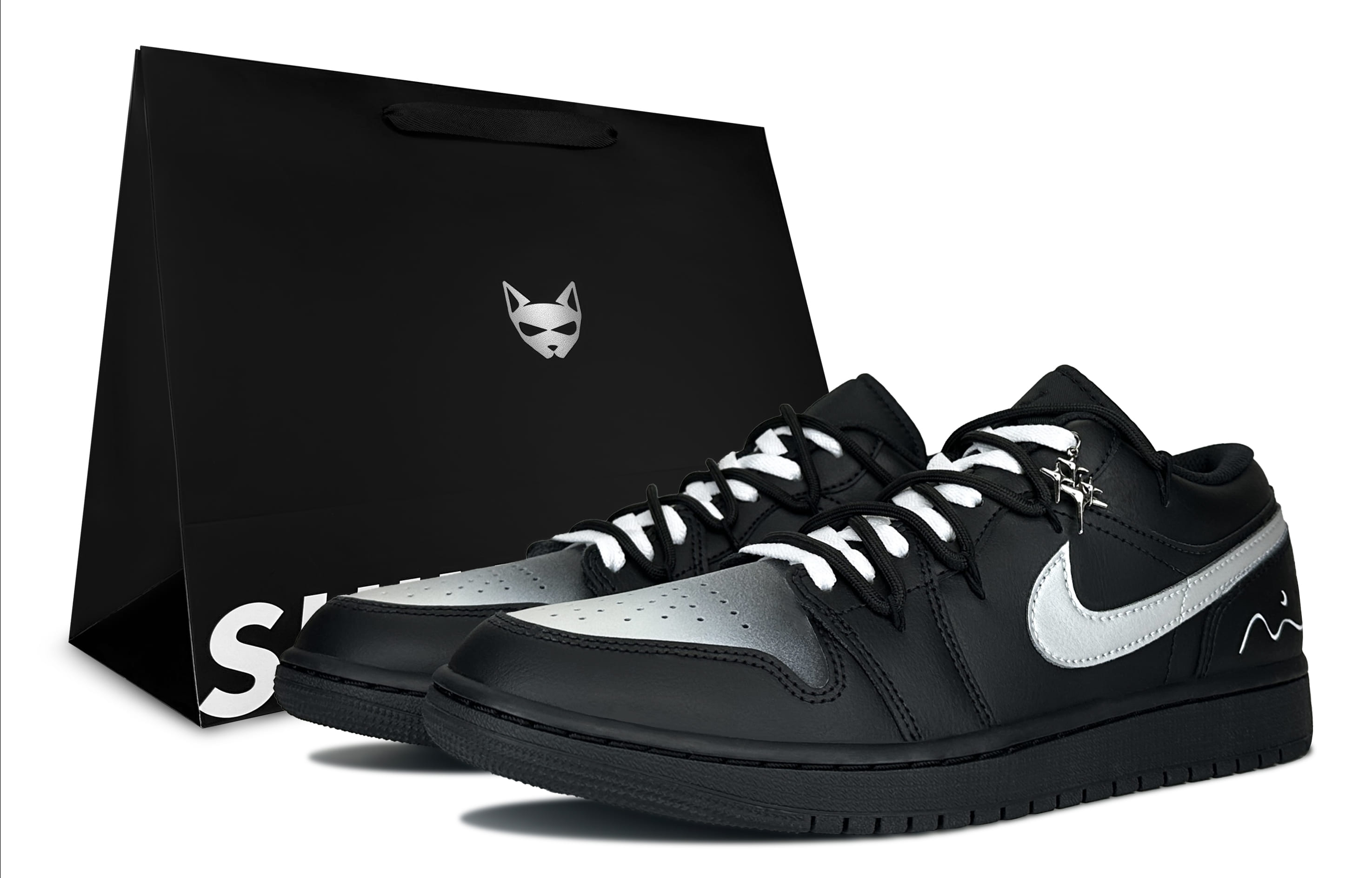 Air 1 Moonlit, Shimmery Kitten, подарочный набор, устойчивые к истиранию низкие баскетбольные кроссовки в винтажном стиле для мужчин Jordan, серебряный-exclusive shopping bag
Air 1 Moonlit, Shimmery Kitten, подарочный набор, устойчивые к истиранию низкие баскетбольные кроссовки в винтажном стиле для мужчин Jordan, серебряный-exclusive shopping bag