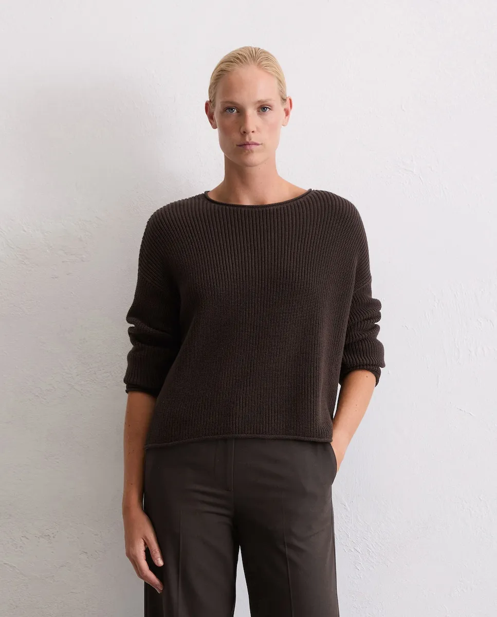 Женский свитер оверсайз DfC из органического хлопка плотного переплетения MARC O'POLO, темно-коричневый
Женский свитер оверсайз DfC из органического хлопка плотного переплетения MARC O'POLO, темно-коричневый