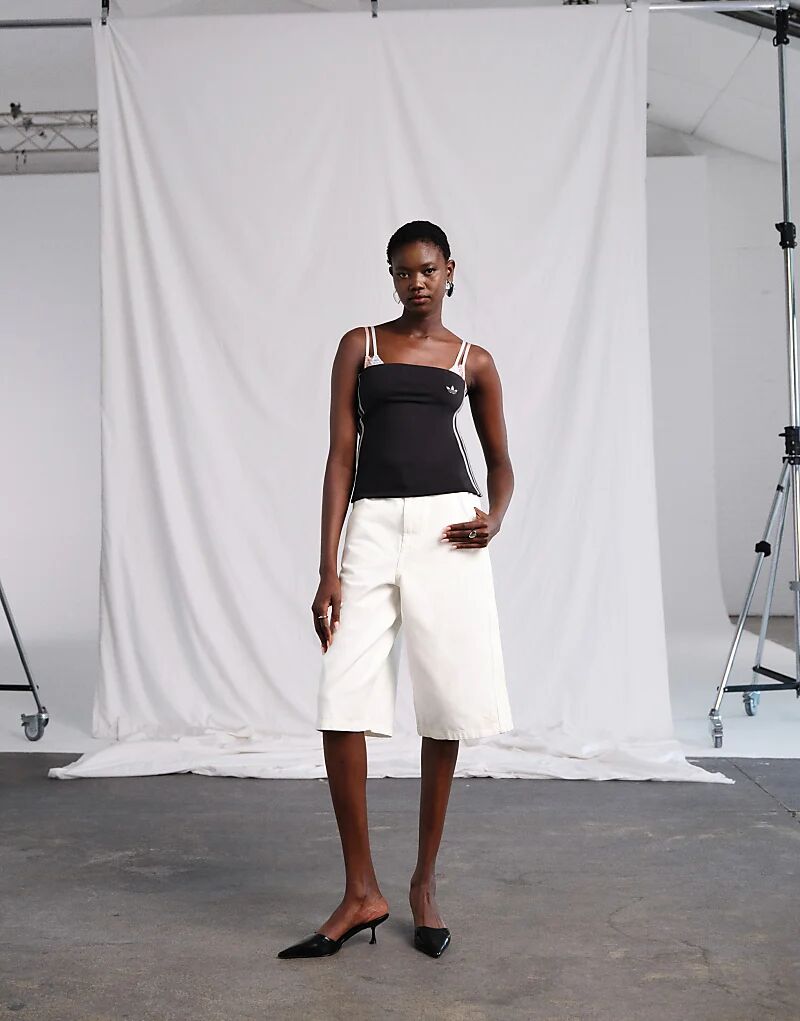 Джинсовая куртка adidas Originals x ASOS цвета экрю, Белый, Джинсовая куртка adidas Originals x ASOS цвета экрю
Джинсовая куртка adidas Originals x ASOS цвета экрю, Белый, Джинсовая куртка adidas Originals x ASOS цвета экрю