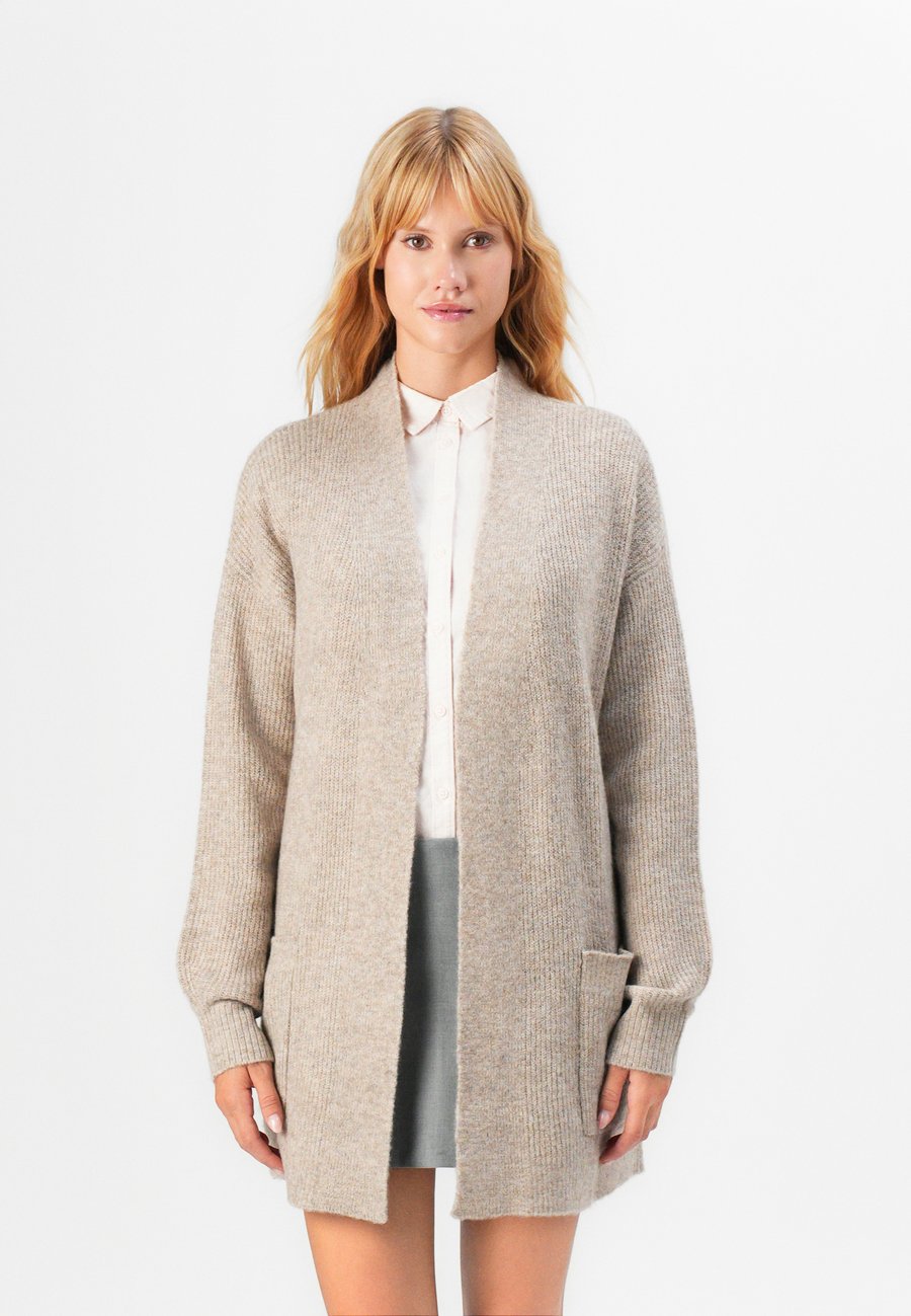 Кардиган JDY JDYSANDRINE LIFE OPEN , Greige /Grey
Кардиган JDY JDYSANDRINE LIFE OPEN , Greige /Grey