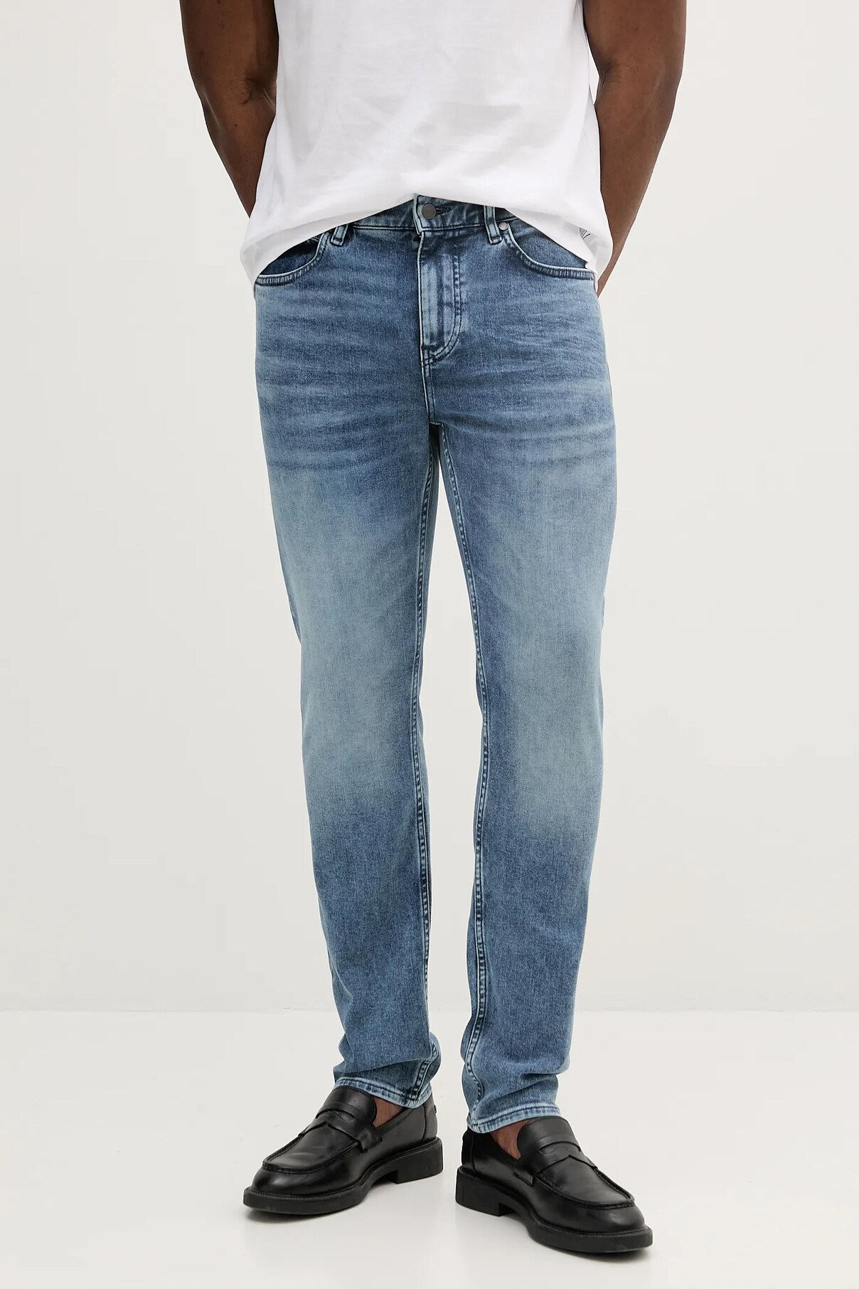 Джинсы Boss, синий
Джинсы Boss, синий