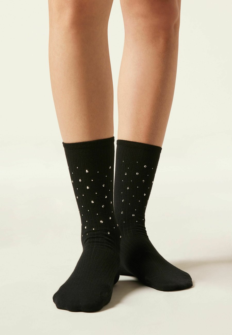 Носки Calzedonia LITTLE STUDS, Black
Носки Calzedonia LITTLE STUDS, Black