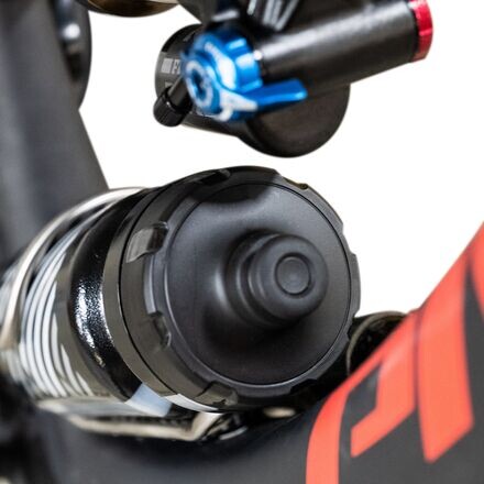 B-RAD Сдвиг бутылки Wolf Tooth Components, черный
B-RAD Сдвиг бутылки Wolf Tooth Components, черный