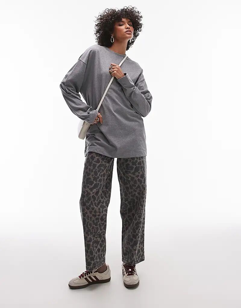 Футболка с длинными рукавами и отделкой швами цвета древесного угля Topshop
Футболка с длинными рукавами и отделкой швами цвета древесного угля Topshop