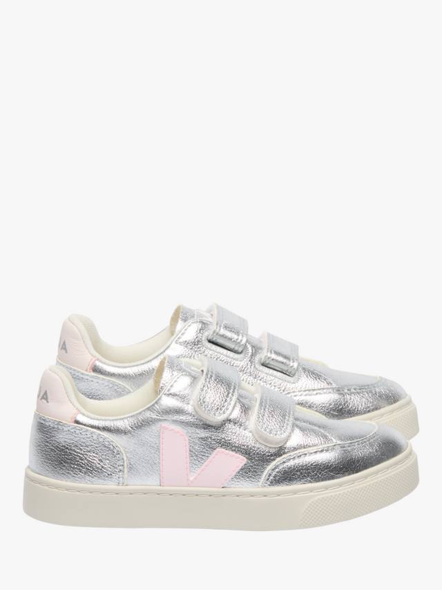 Детские кожаные кроссовки V-12 Metallic VEJA, Silver Lassi
Детские кожаные кроссовки V-12 Metallic VEJA, Silver Lassi
