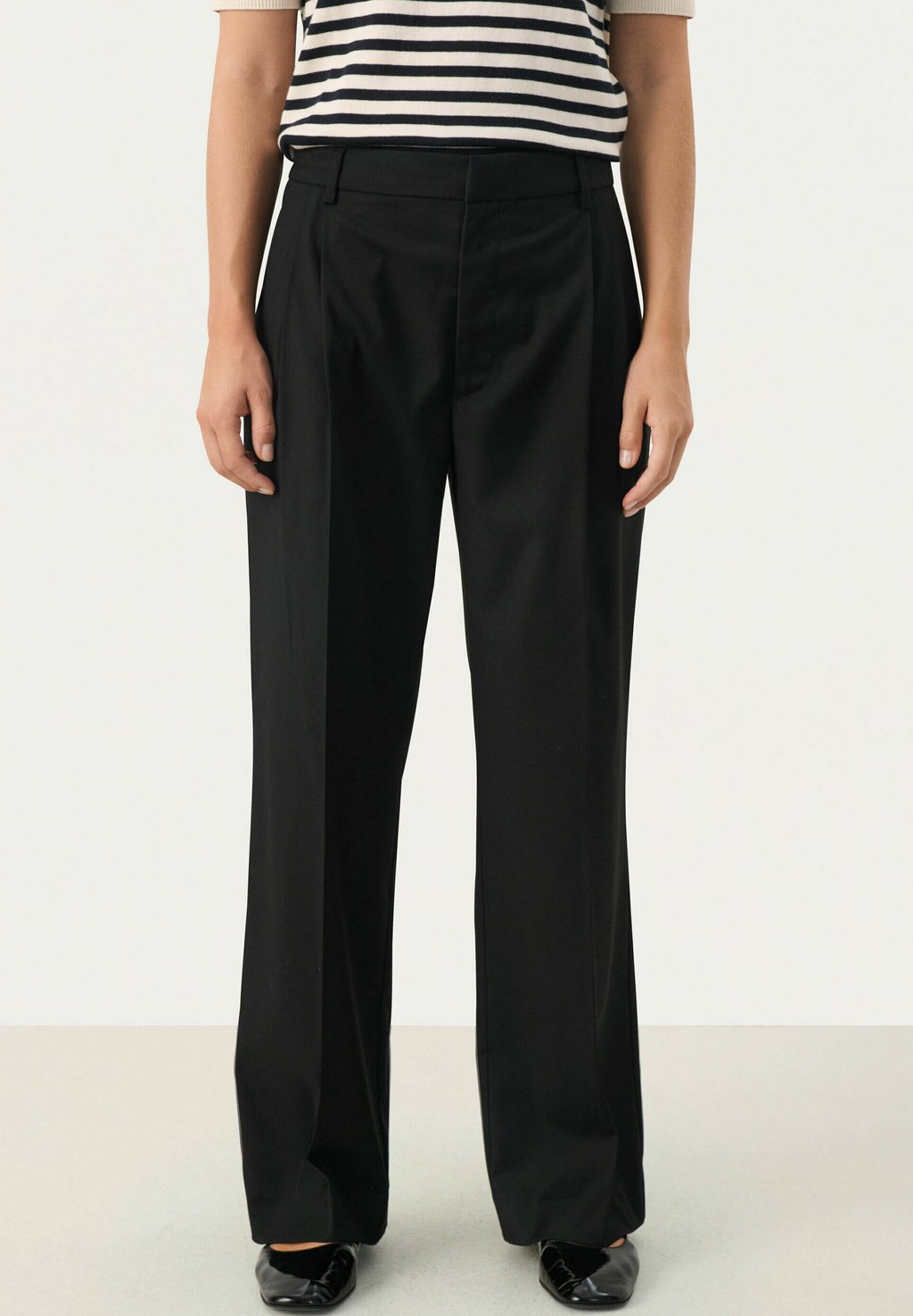 Брюки CHERRA PA Part Two, черный
Брюки CHERRA PA Part Two, черный