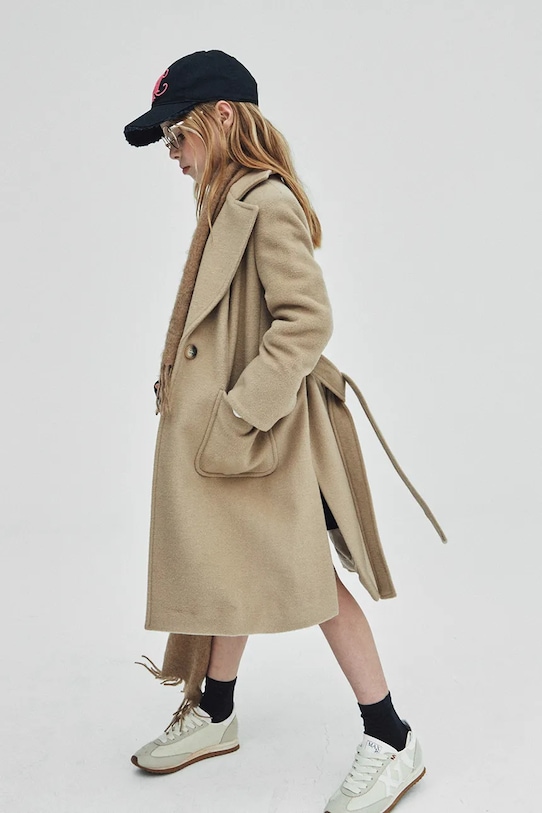 Детское пальто MaxJ1 Jacket Max&Co., бежевый
Детское пальто MaxJ1 Jacket Max&Co., бежевый