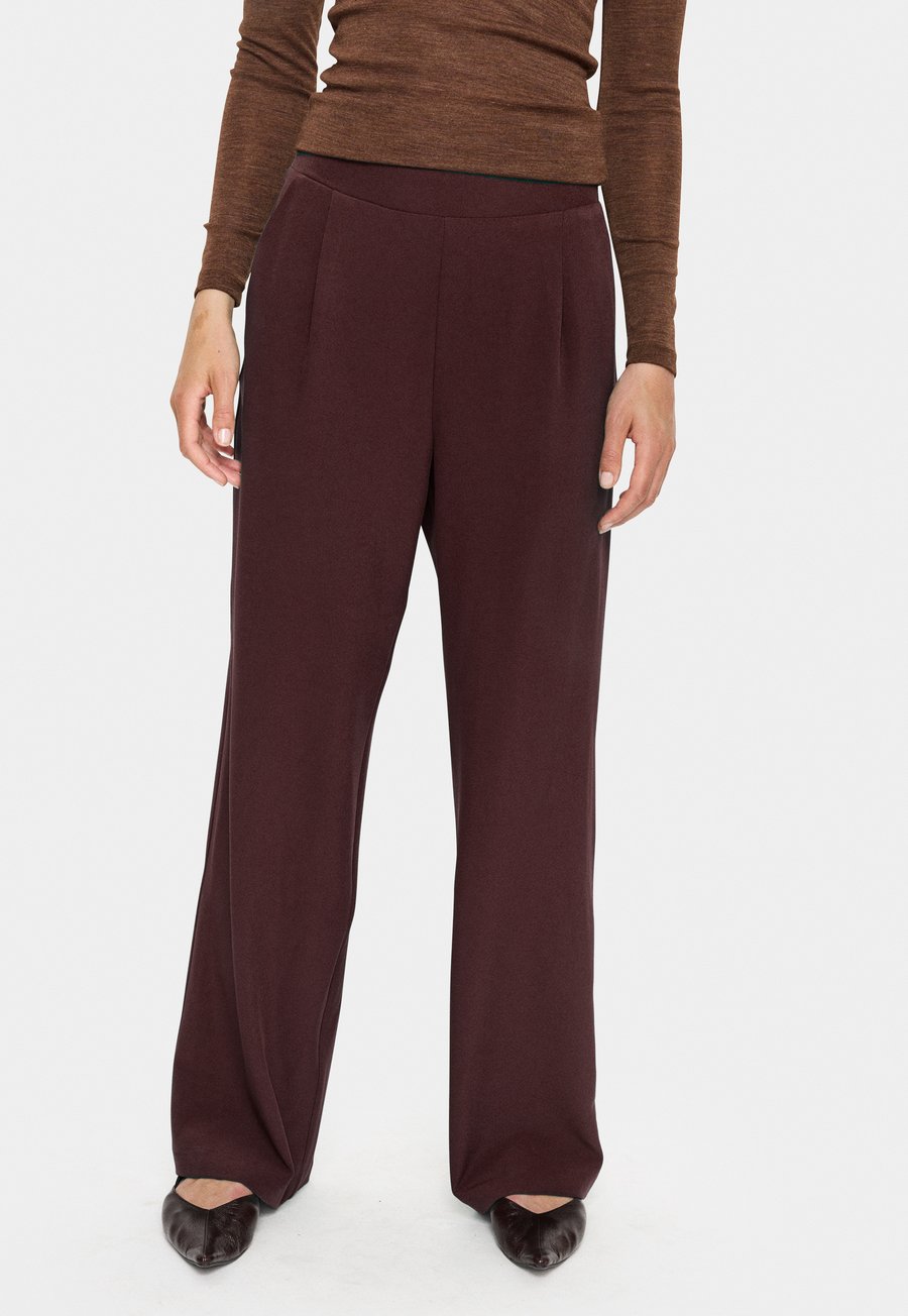 Брюки Saint Tropez CELESTSZ WIDE LEG, Decadent Chocolate/Dark Brown
Брюки Saint Tropez CELESTSZ WIDE LEG, Decadent Chocolate/Dark Brown