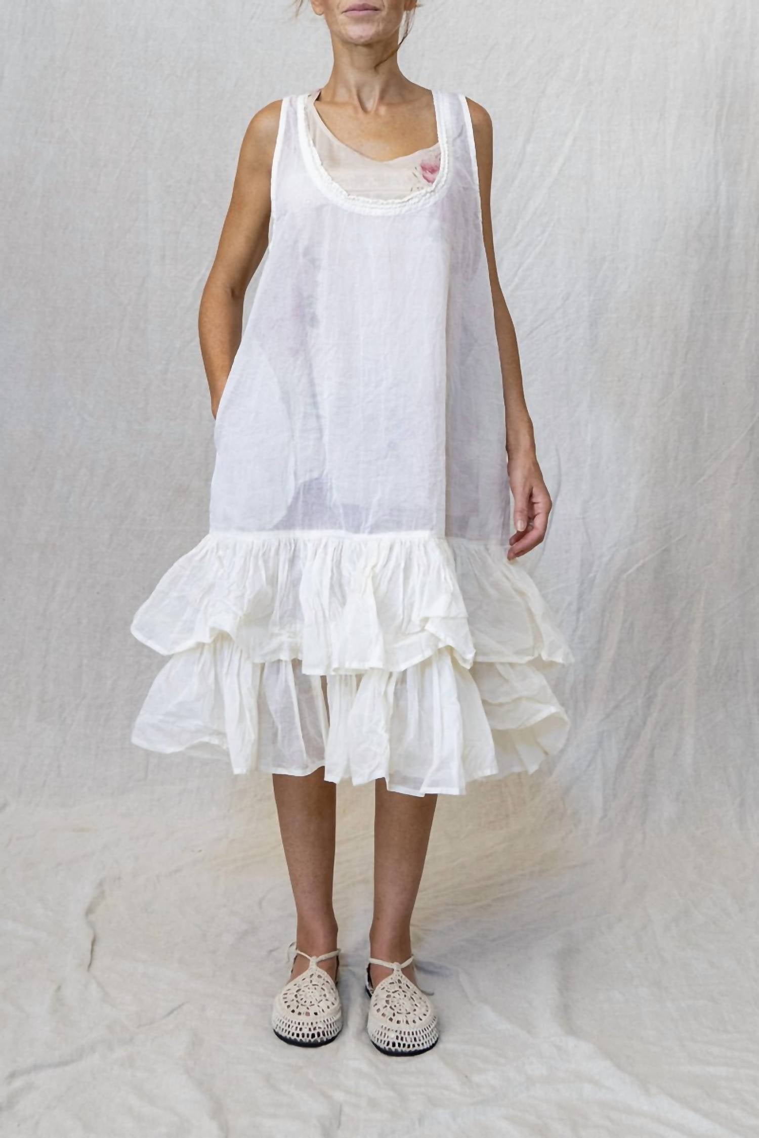 Платье Miti в меловом цвете Les Ours, цвет chalk
Платье Miti в меловом цвете Les Ours, цвет chalk