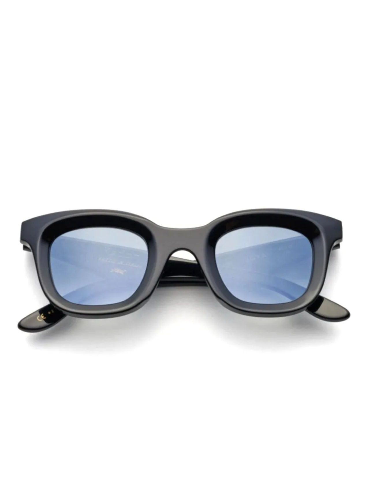 Солнцезащитные очки в квадратной оправе Kador, черный
Солнцезащитные очки в квадратной оправе Kador, черный