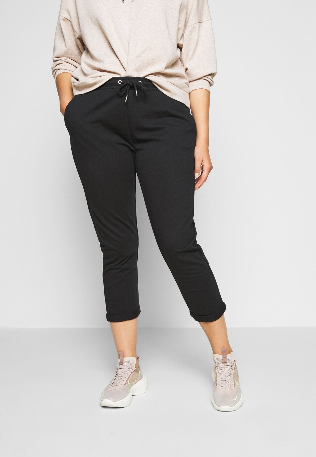 Спортивные брюки Anna Field, черный
Спортивные брюки Anna Field, черный