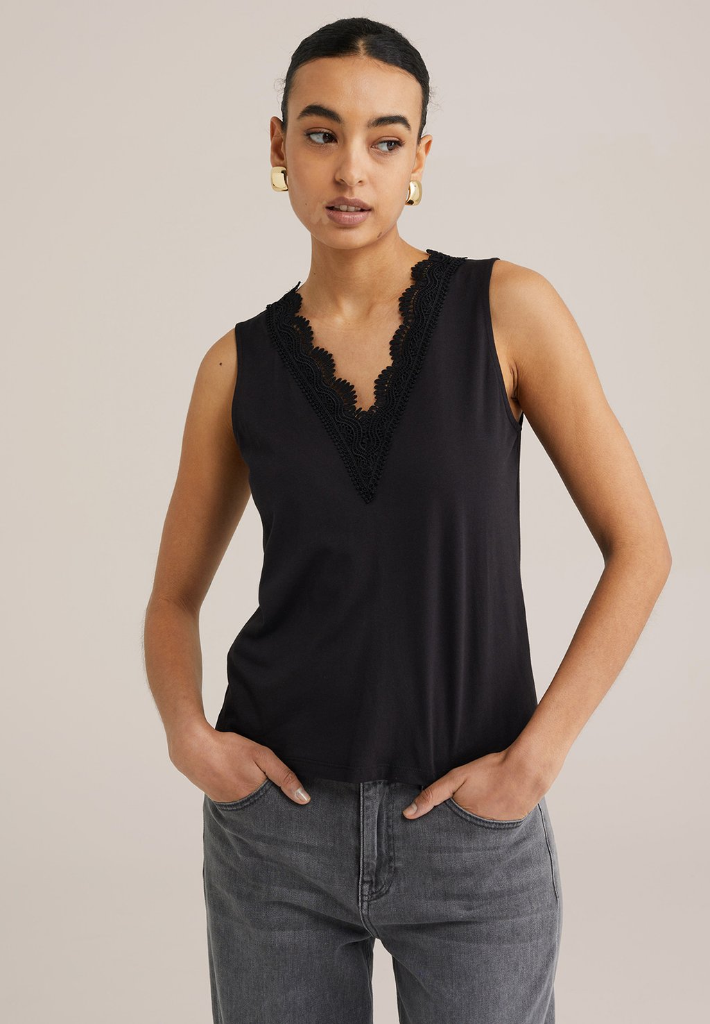 Топ WE Fashion, черный 
Топ WE Fashion, черный