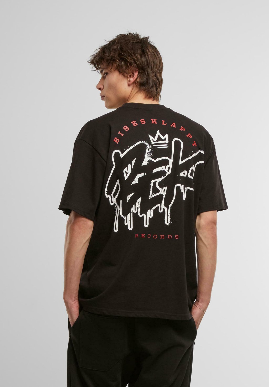 Футболка с принтом BIG LOGO DEF, черный 
Футболка с принтом BIG LOGO DEF, черный