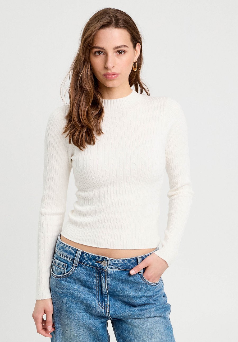 Джемпер Cache Cache ROLLKRAGEN MIT ZOPFMUSTER, Ecru/Off-White
Джемпер Cache Cache ROLLKRAGEN MIT ZOPFMUSTER, Ecru/Off-White