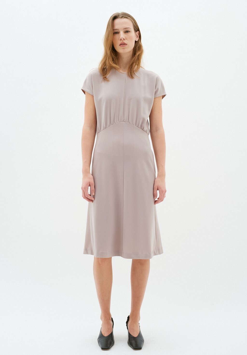 Дневное платье InWear, песочный 
Дневное платье InWear, песочный