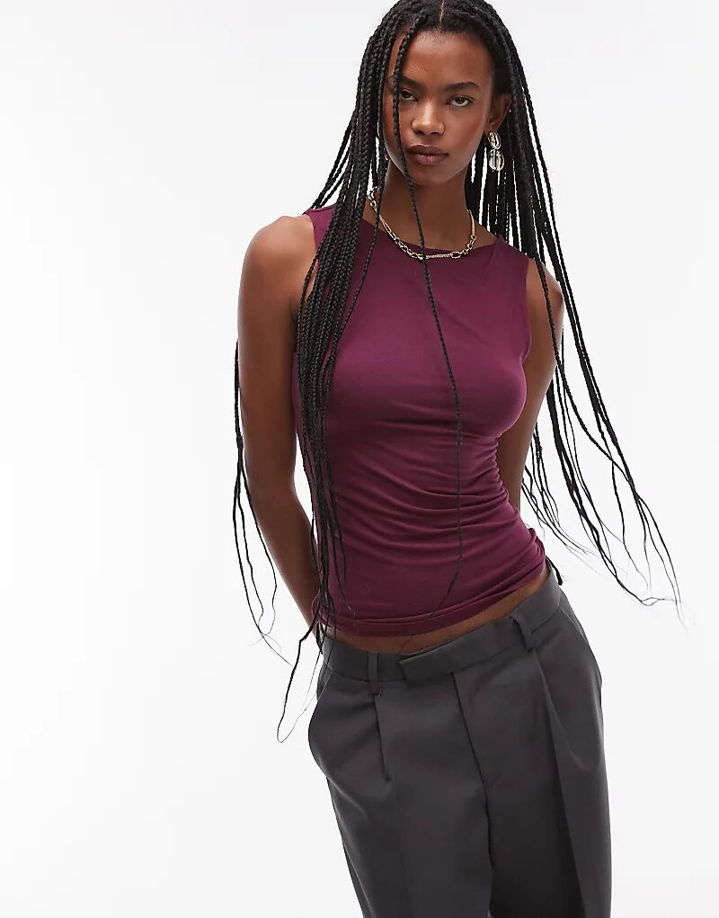 Майка с разрезом на шее бордового цвета Topshop 
Майка с разрезом на шее бордового цвета Topshop