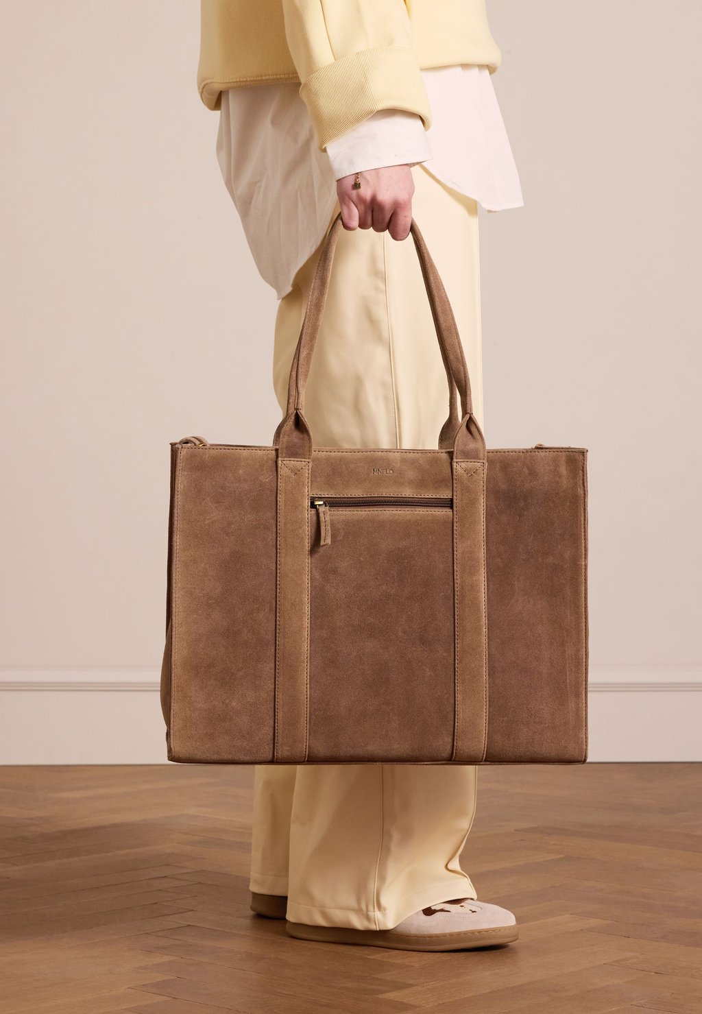 Сумка-тоут Manfield, серо-коричневый
Сумка-тоут Manfield, серо-коричневый