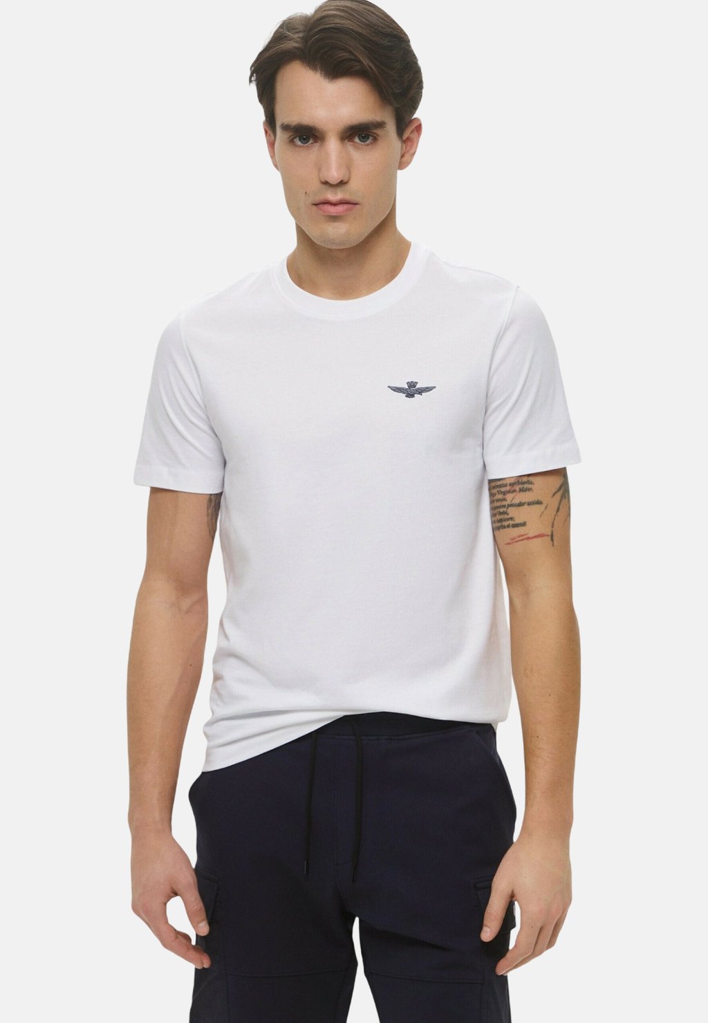 Базовая футболка AERONAUTICA MILITARE, белый
Базовая футболка AERONAUTICA MILITARE, белый