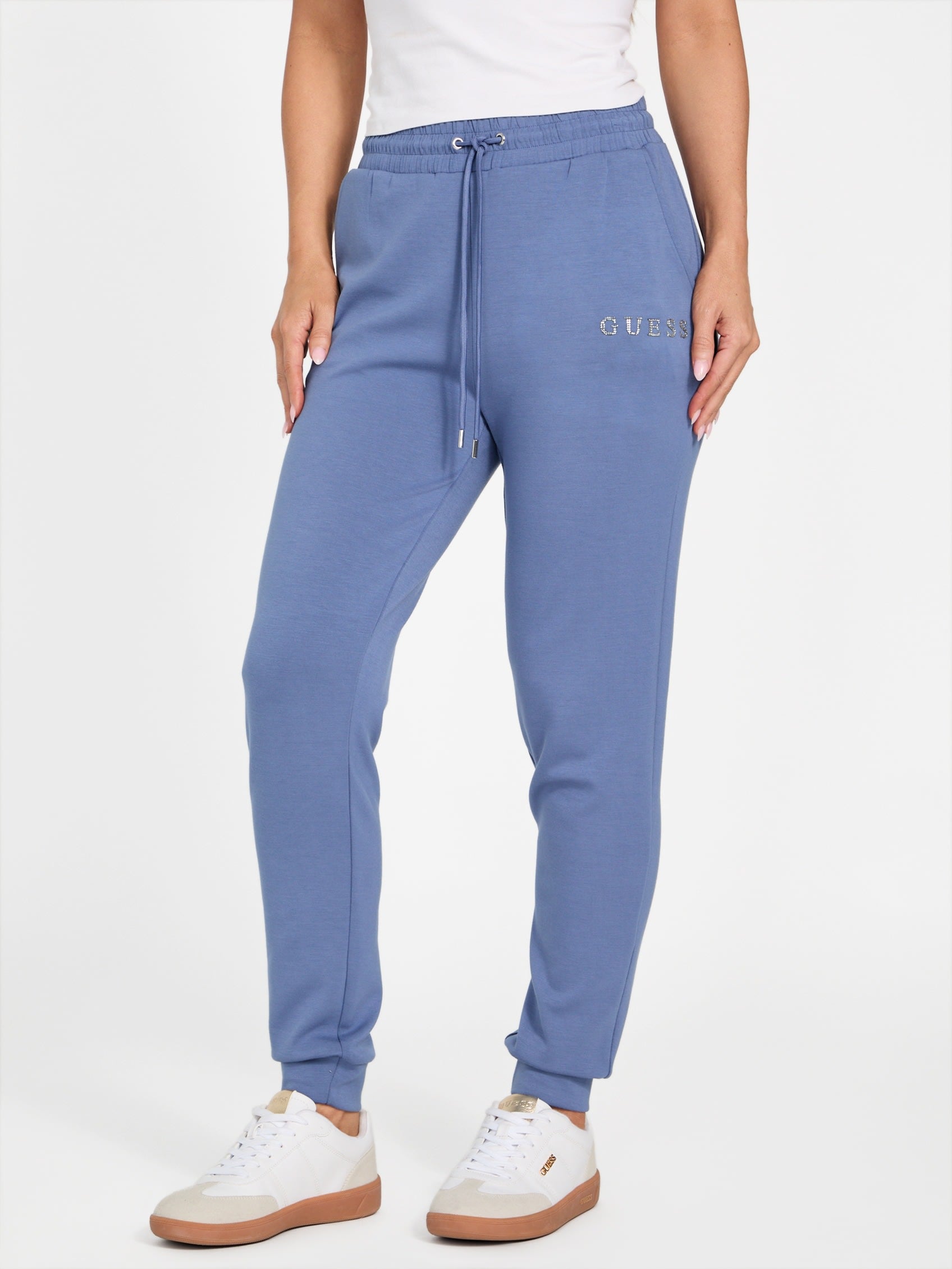 Джоггеры Sue Logo Guess Factory, Indaco Paper
Джоггеры Sue Logo Guess Factory, Indaco Paper