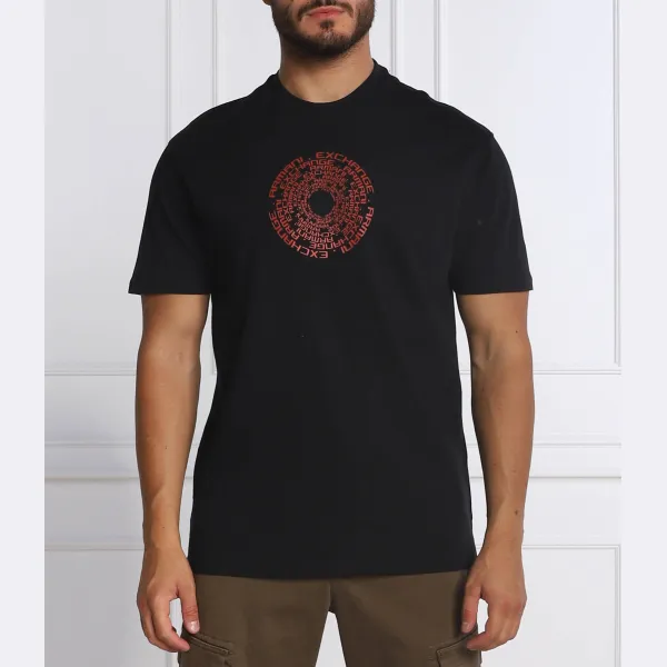 Удобная футболка Armani Exchange, черный
Удобная футболка Armani Exchange, черный