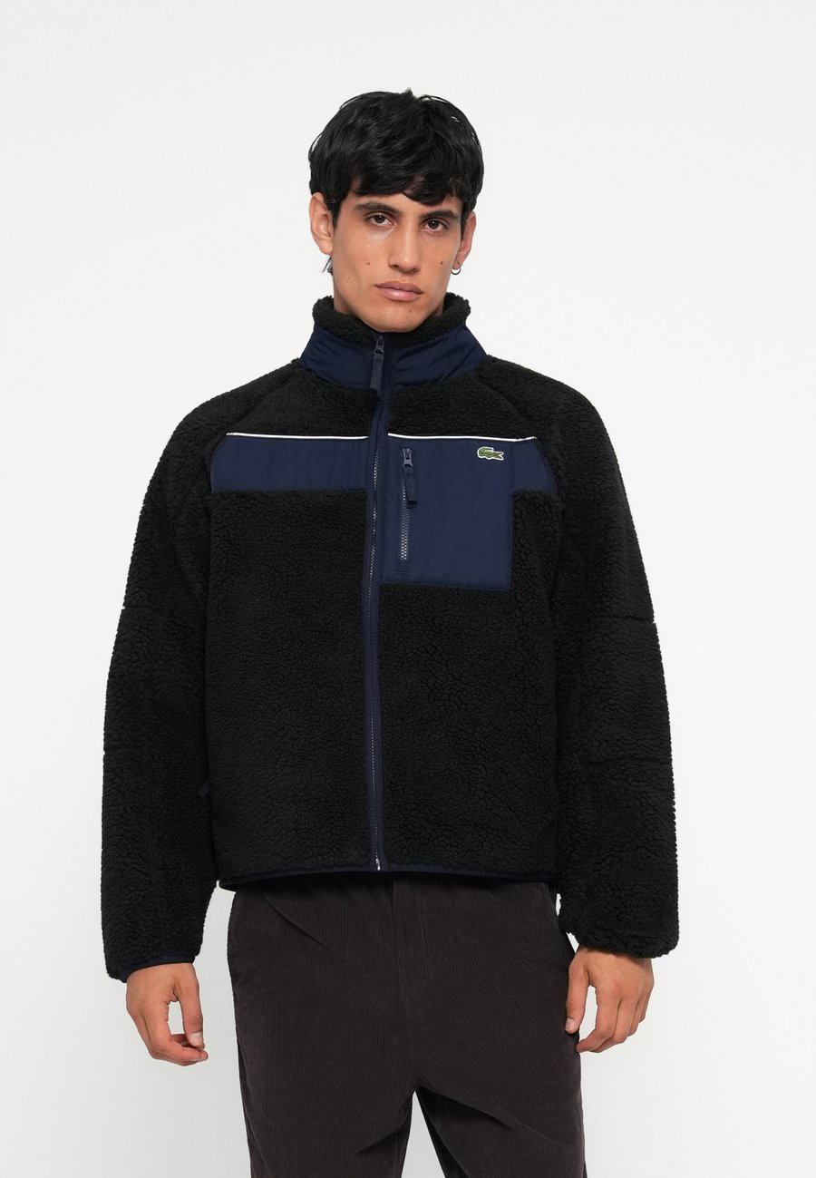 Флисовая куртка Lacoste Fleece jacket, Black/Navy Blue/Black
Флисовая куртка Lacoste Fleece jacket, Black/Navy Blue/Black