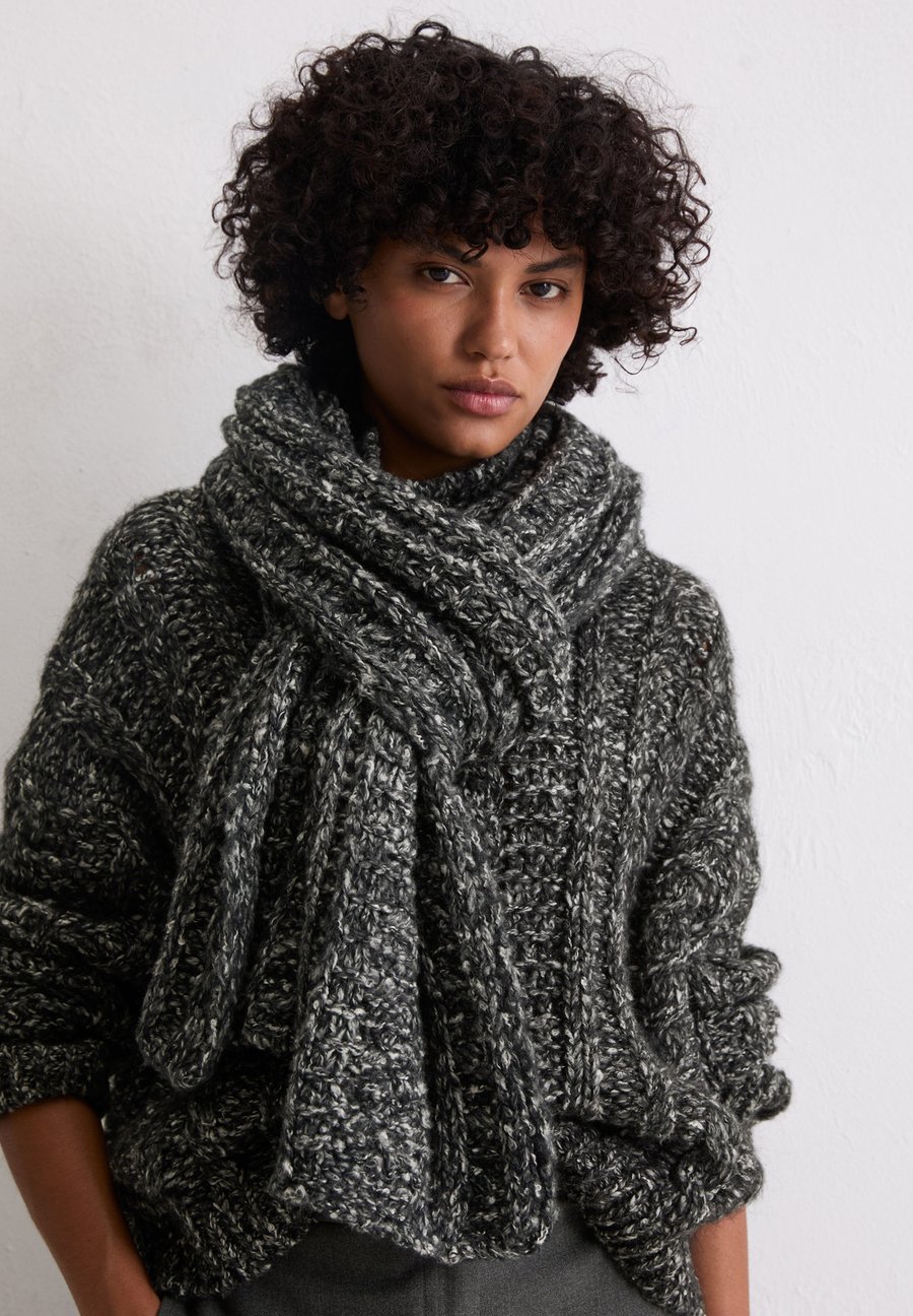 Шарф Marc O'Polo Scarf, Dark Grey Melange/Grey
Шарф Marc O'Polo Scarf, Dark Grey Melange/Grey