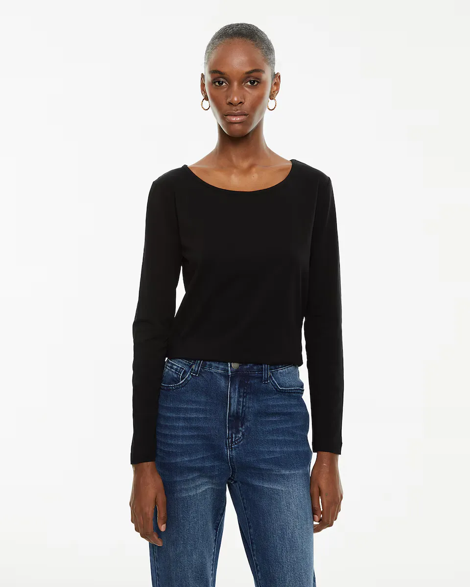 Женская базовая приталенная футболка с длинным рукавом System Action, черный 
Женская базовая приталенная футболка с длинным рукавом System Action, черный