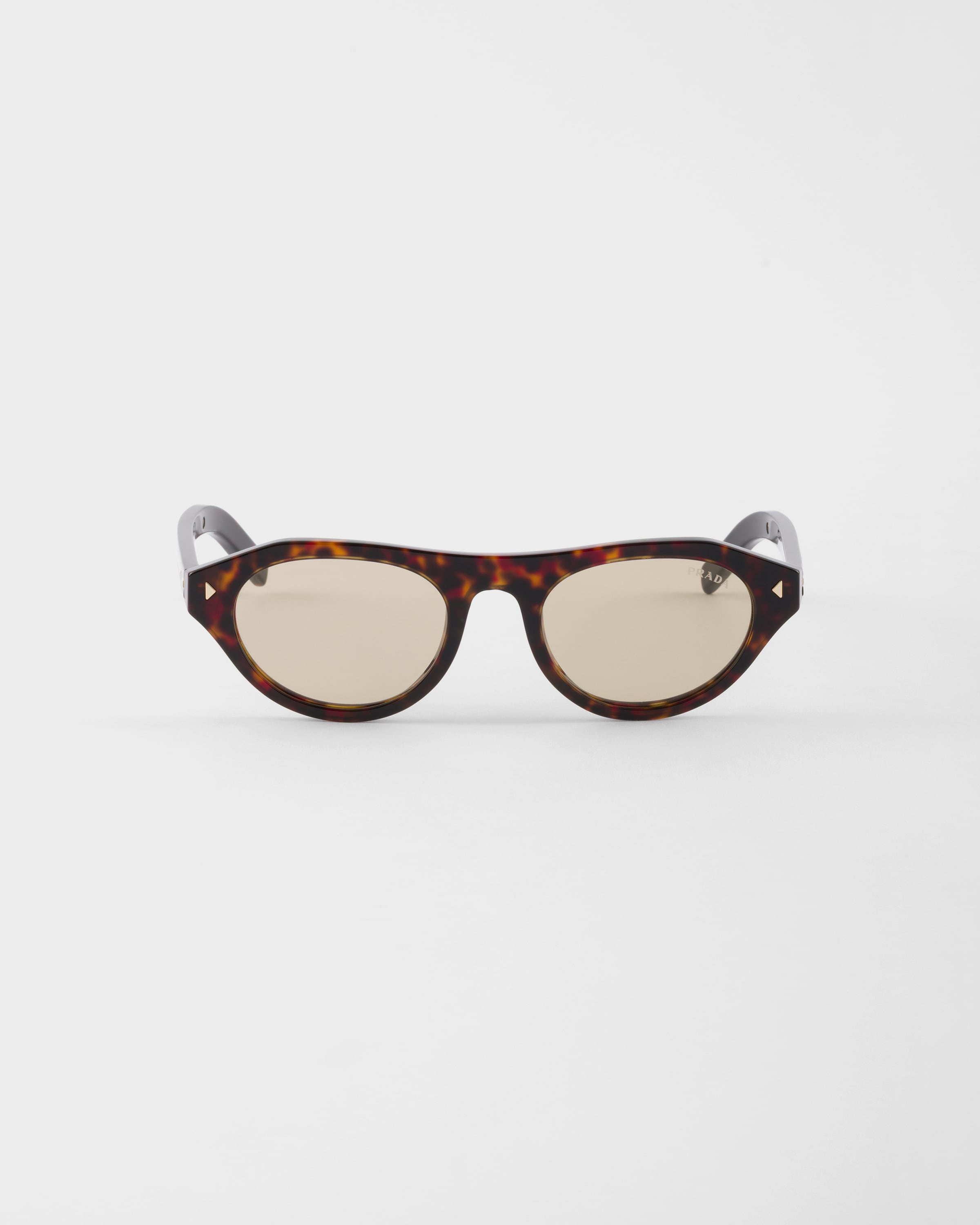 Солнцезащитные очки Prada с культовой металлической табличкой, желтый
Солнцезащитные очки Prada с культовой металлической табличкой, желтый