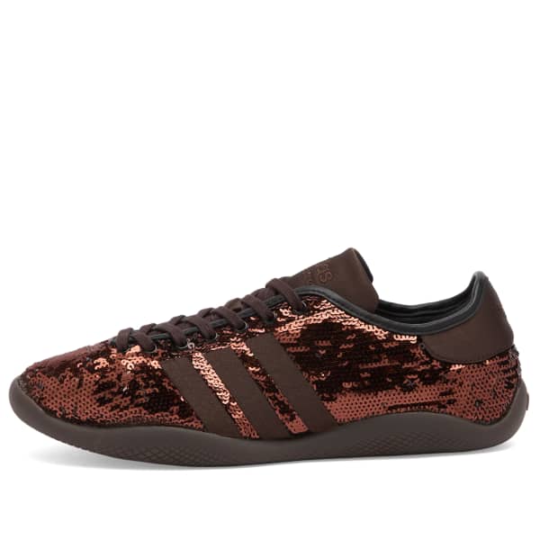 Adidas X wales bonner karintha sequin кроссовки, темно-коричневый & core черный
Adidas X wales bonner karintha sequin кроссовки, темно-коричневый & core черный