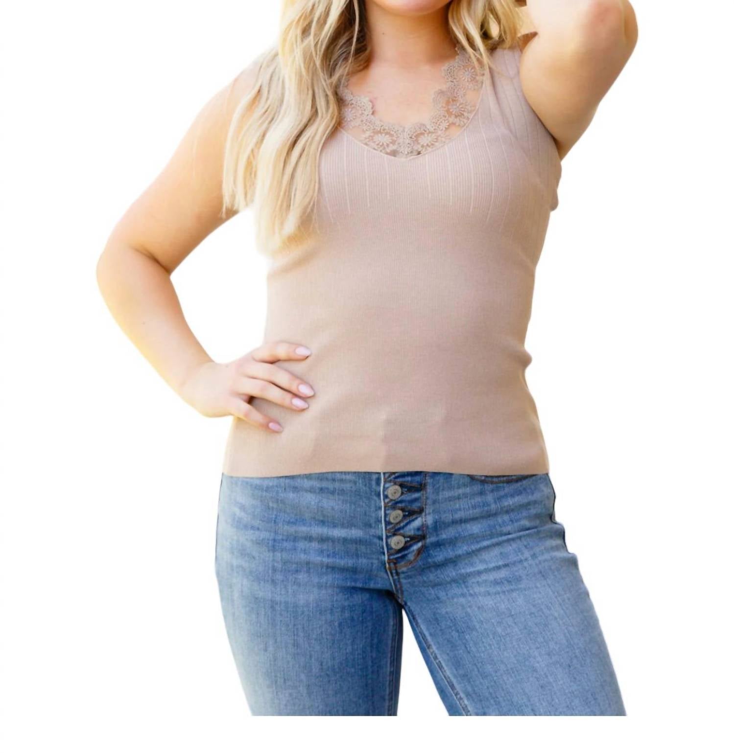 Кружевной топ I Can Love You Better в цвете Taupe BiBi, серо-коричневый
Кружевной топ I Can Love You Better в цвете Taupe BiBi, серо-коричневый