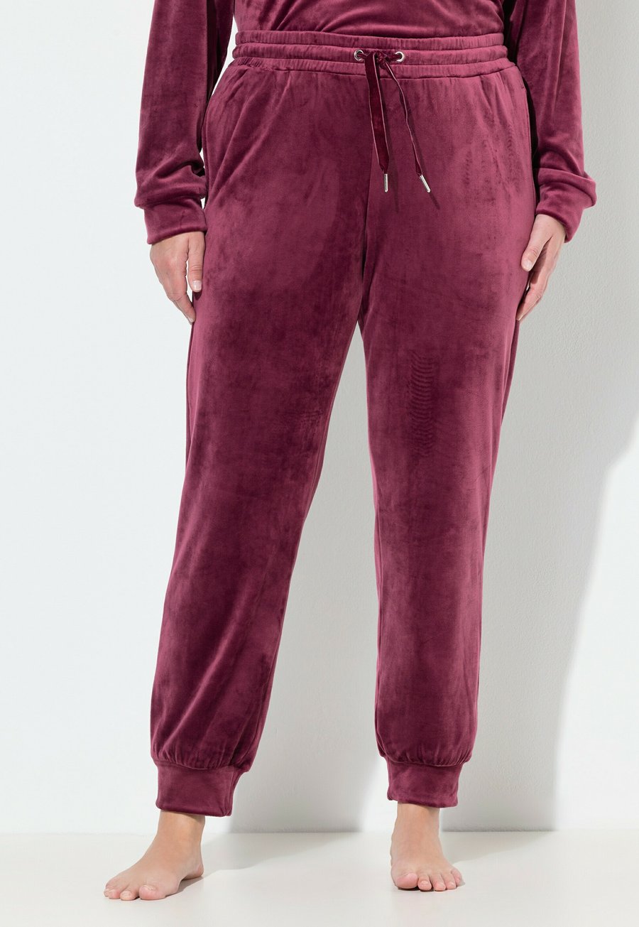 Пижамные брюки Ulla Popken Pyjama bottoms, Dark Berry/Berry
Пижамные брюки Ulla Popken Pyjama bottoms, Dark Berry/Berry