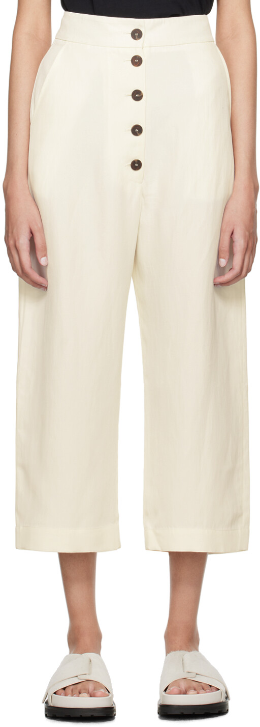 Белые брюки Cori Studio Nicholson
Белые брюки Cori Studio Nicholson