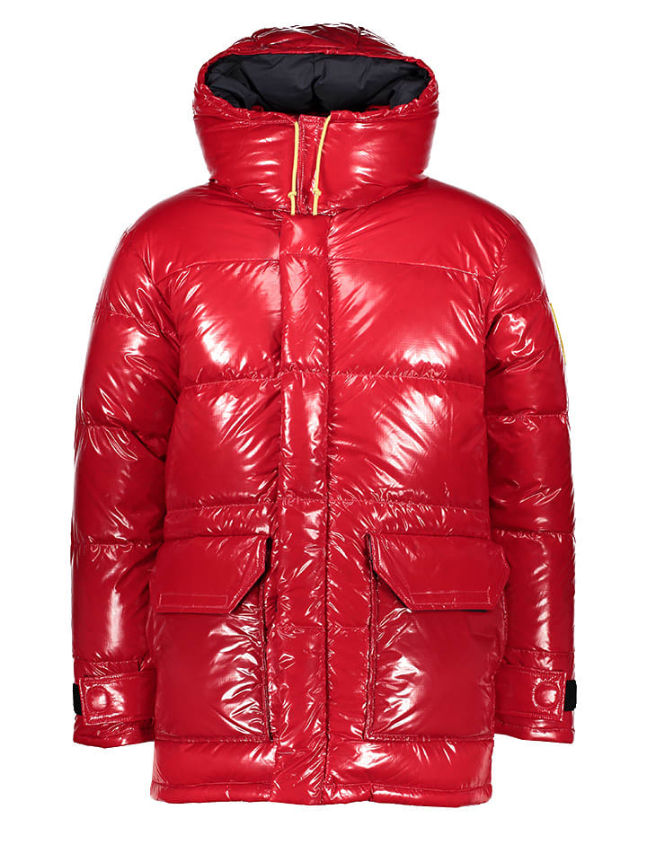 The North Face Пуховая куртка красного цвета
The North Face Пуховая куртка красного цвета