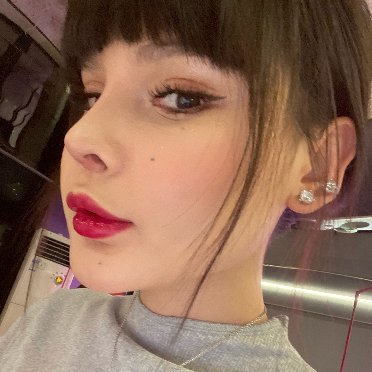 RAWNESS Серьги-гвоздики из стерлингового серебра 925 пробы
RAWNESS Серьги-гвоздики из стерлингового серебра 925 пробы