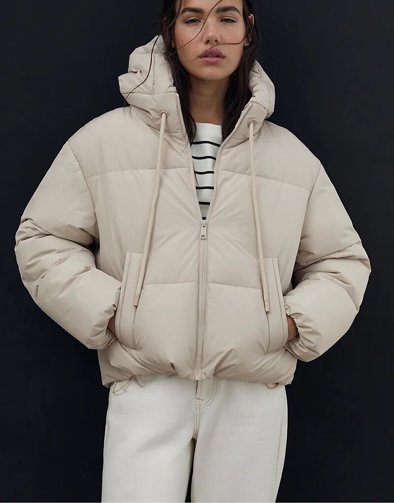 Пуховик Stradivarius Oversize с капюшоном в каменном цвете
Пуховик Stradivarius Oversize с капюшоном в каменном цвете