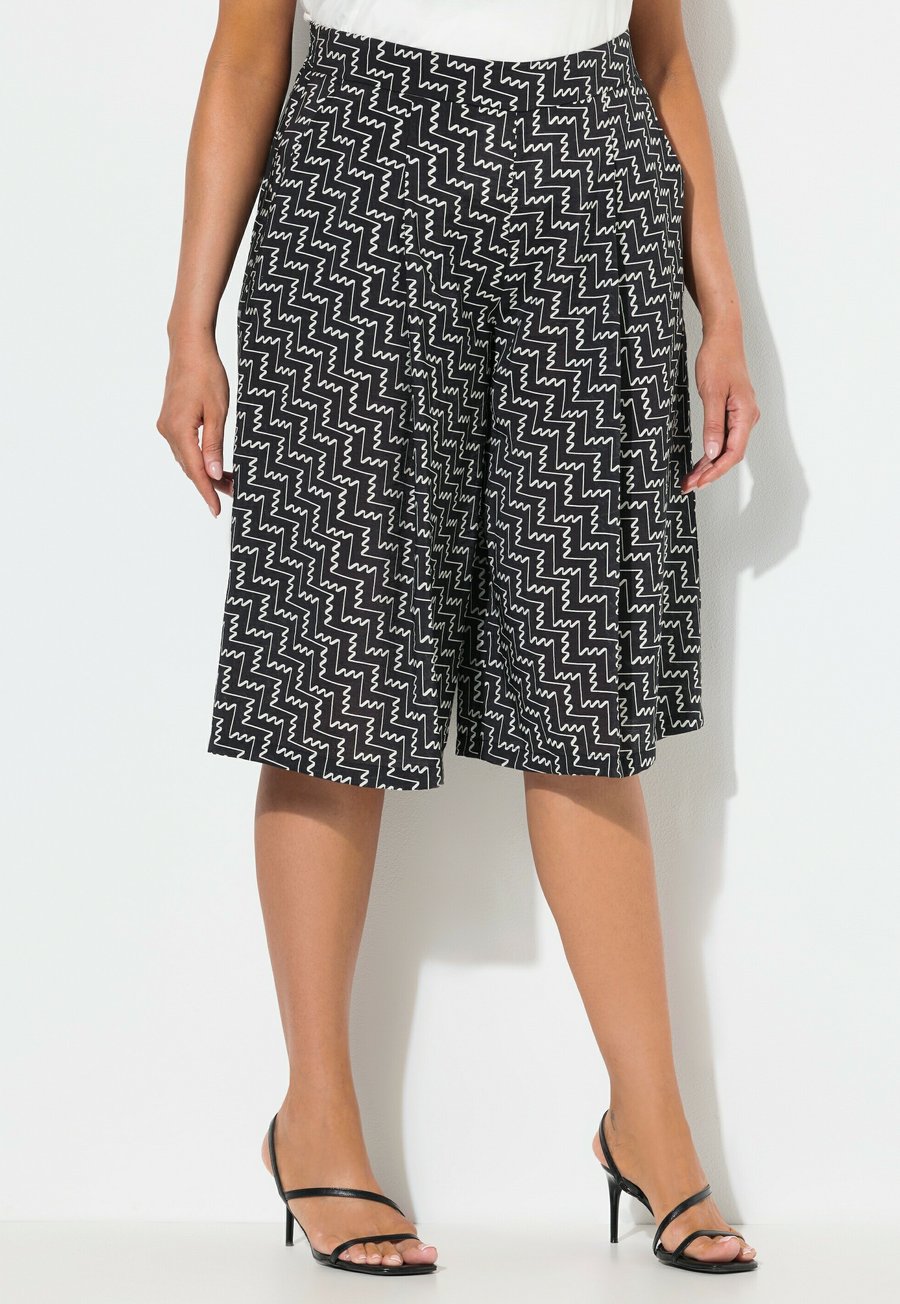 Шорты Ulla Popken ZIGZAG PRINT COMFORT WAIST, Black
Шорты Ulla Popken ZIGZAG PRINT COMFORT WAIST, Black