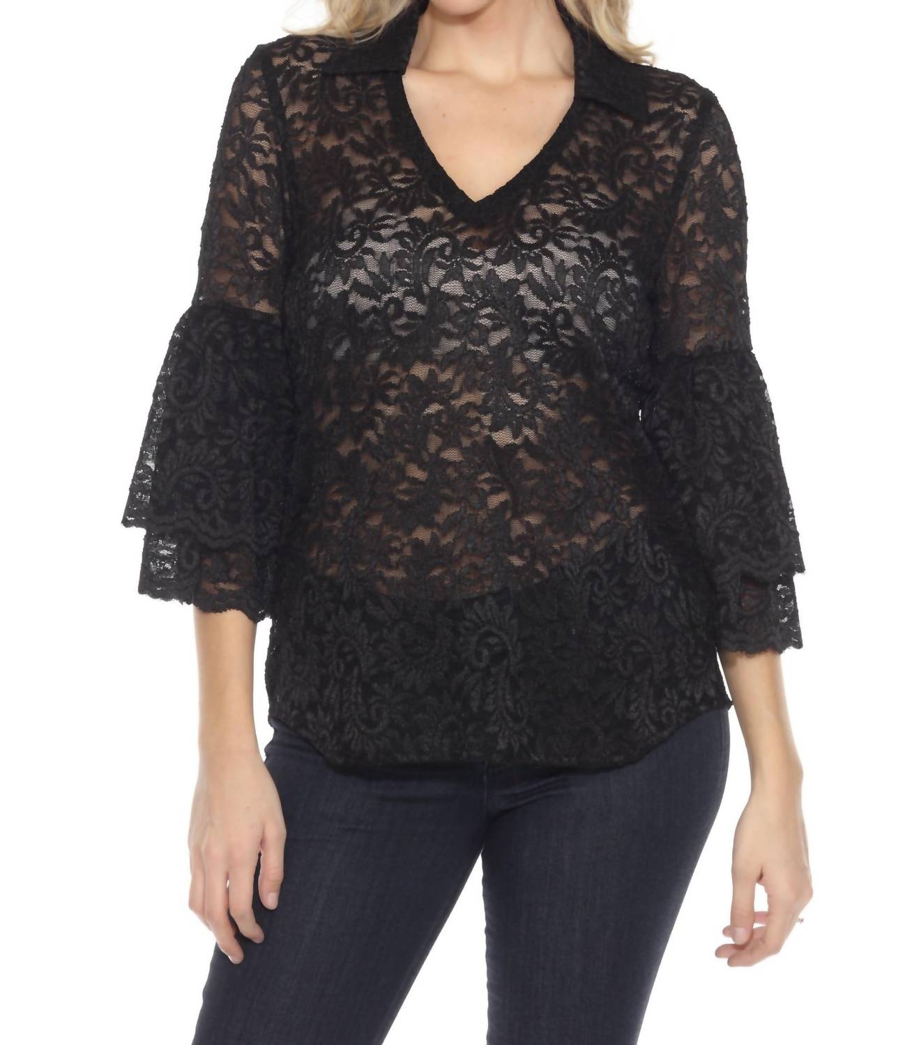 Черный топ с V-образным вырезом и кружевными колоколообразными рукавами Joseph Ribkoff
Черный топ с V-образным вырезом и кружевными колоколообразными рукавами Joseph Ribkoff