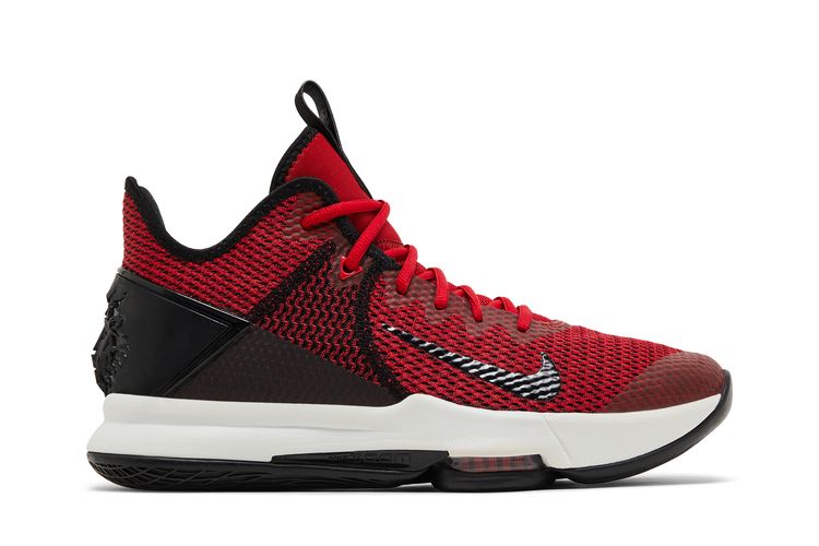 Кроссовки LeBron Witness 4 'Gym Red', красный
Кроссовки LeBron Witness 4 'Gym Red', красный