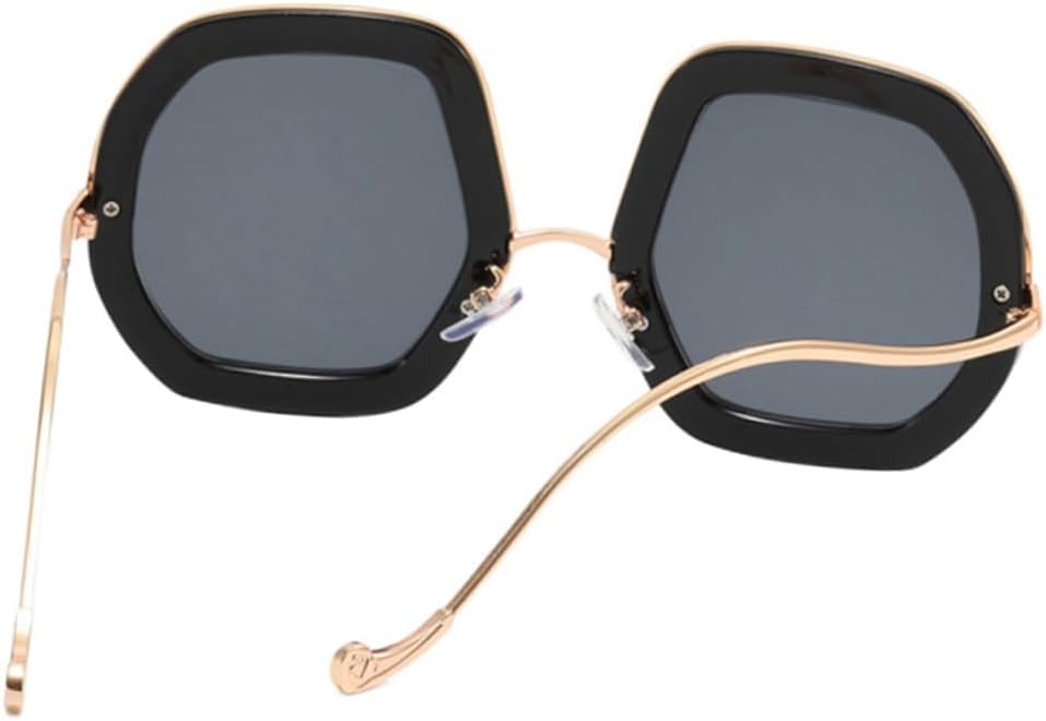 Женские солнцезащитные очки в крупной черной оправе с блестящими стразами, защита от УФ-излучения, идеально подходят для отдыха на природе, пляжа и летнего времени Ipetboom, Grey
Женские солнцезащитные очки в крупной черной оправе с блестящими стразами, защита от УФ-излучения, идеально подходят для отдыха на природе, пляжа и летнего времени Ipetboom, Grey
