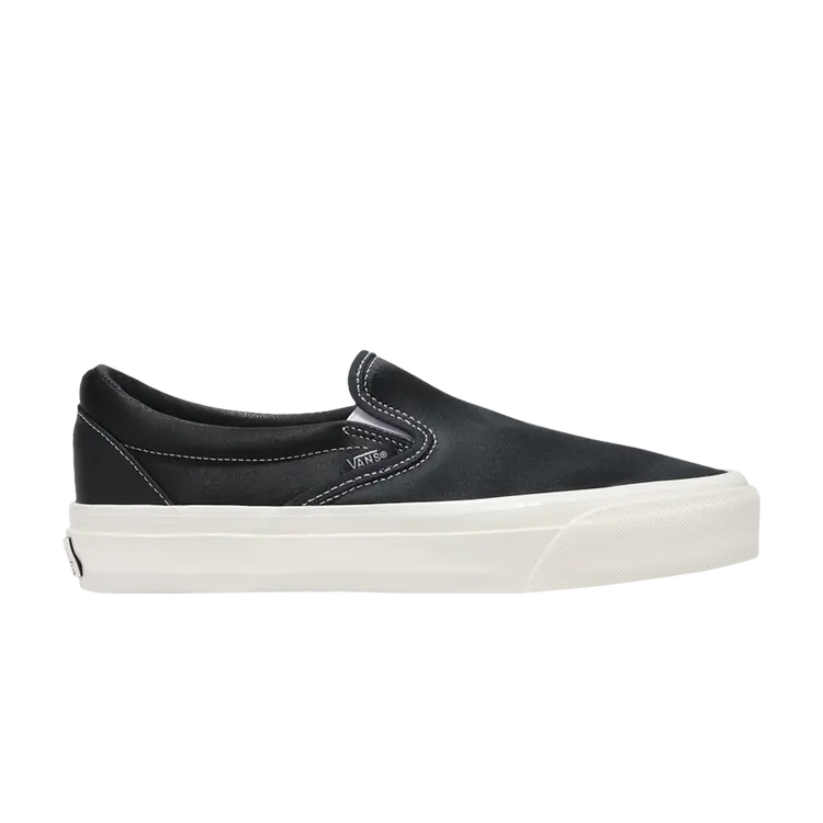 Кроссовки Premium Slip-On 98, цвет Satin Pack - Jet Set Back
Кроссовки Premium Slip-On 98, цвет Satin Pack - Jet Set Back