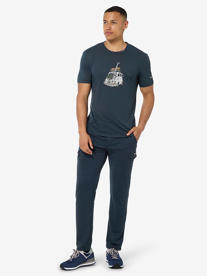 Super.natural функциональная рубашка "Carski Tee" темно-синего цвета
Super.natural функциональная рубашка "Carski Tee" темно-синего цвета