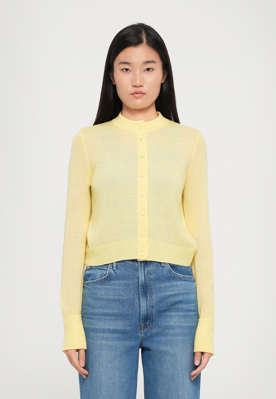 Кардиган MAX&Co. JAMES, Gelb /Yellow
Кардиган MAX&Co. JAMES, Gelb /Yellow