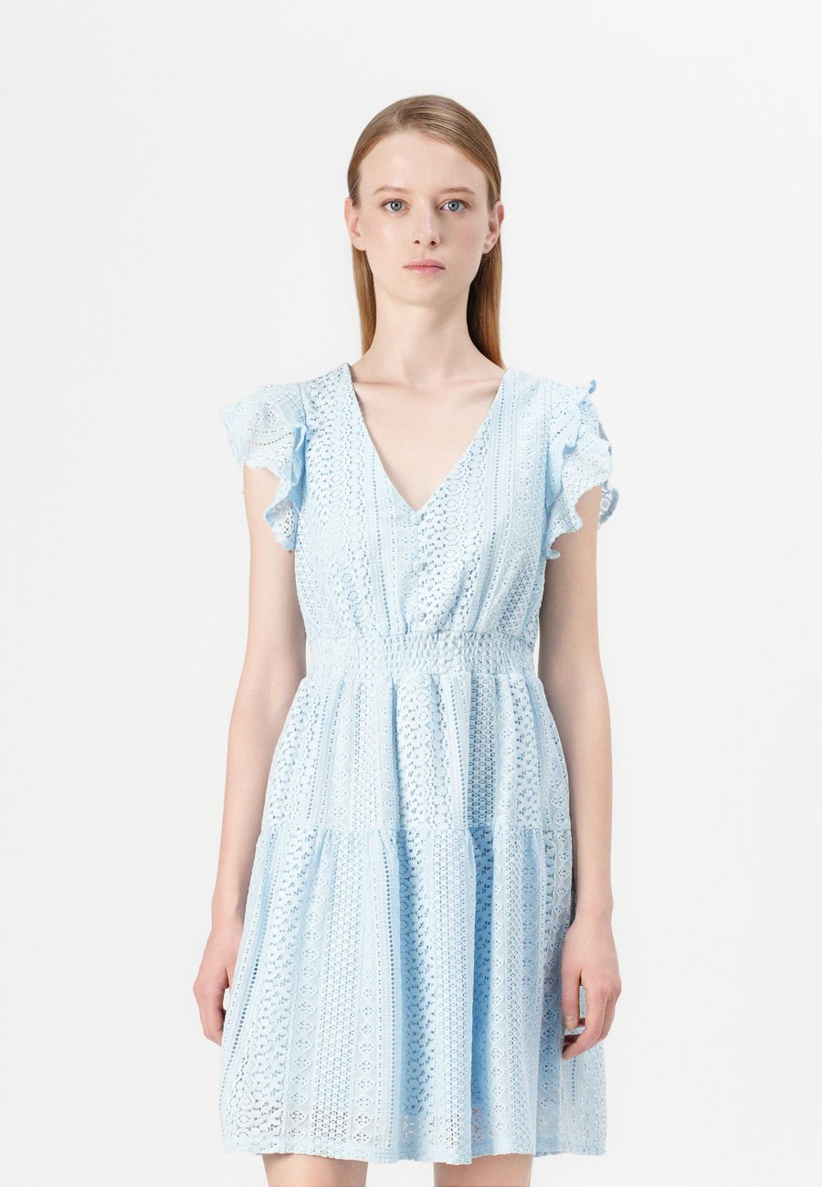 Платье Vero Moda VMHONEY V NECK SHORT DRESS, Ice Water/Light Blue
Платье Vero Moda VMHONEY V NECK SHORT DRESS, Ice Water/Light Blue