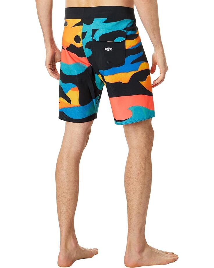 Шорты для плавания Billabong Sundays Airlite 19" Boardshorts, цвет Sunset
Шорты для плавания Billabong Sundays Airlite 19" Boardshorts, цвет Sunset